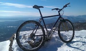 A little too close to the ridge for my comfort.