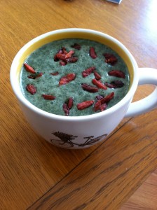 My favorite post-workout snack: protein smoothie bowls! Delish!